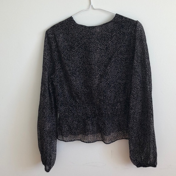 Dynamite skirt and blouse - Picture 8 of 8